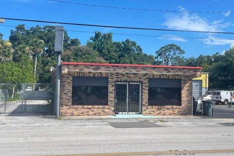 Commercial property in Daytona Beach, Florida 160.26 sq.m. № 2227306