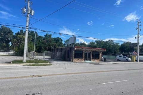 Immobilier commercial à vendre à Daytona Beach, Floride: 160.26 m2 № 2227306 - photo 6