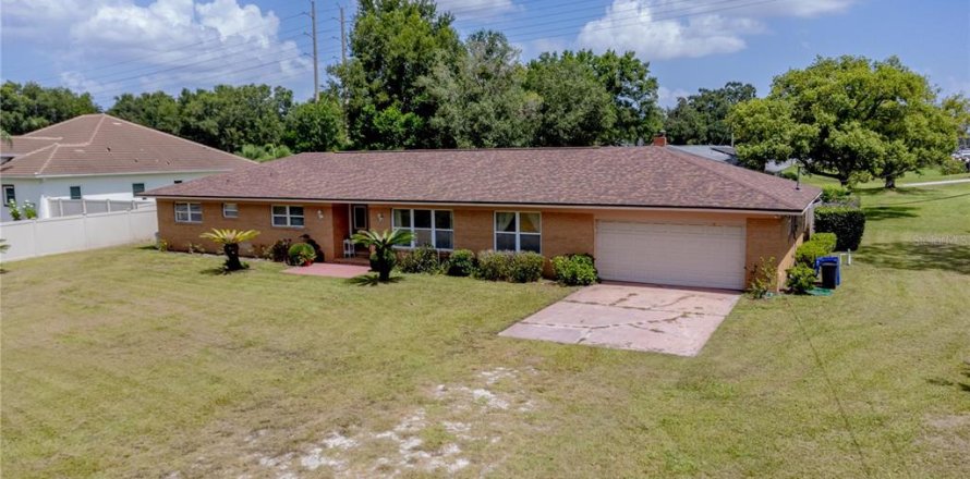 Villa ou maison à Oviedo, Floride 3 chambres, 218.51 m2 № 1847069