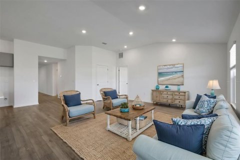 Villa ou maison à vendre à Jacksonville, Floride: 3 chambres, 153.94 m2 № 2144501 - photo 10