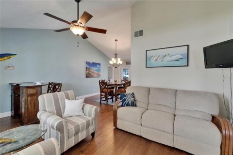 Casa en venta en Apollo Beach, Florida, 4 dormitorios, 203.46 m2 № 1759687 - foto 17