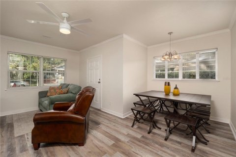 Immobilier commercial à vendre à Orlando, Floride: 2 chambres, 126.25 m2 № 2131995 - photo 4