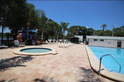 Apartamento en alquiler en Oldsmar, Florida, 2 dormitorios, 85.01 m2 № 1904988 - foto 1