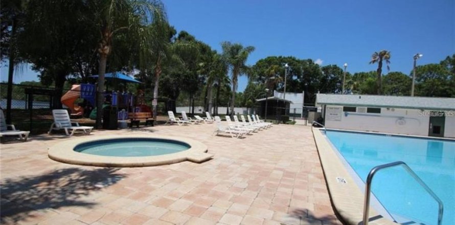 Apartamento en Oldsmar, Florida 2 dormitorios, 85.01 m2 № 1904988