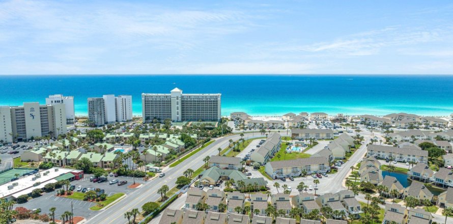 Casa en Destin, Florida 4 dormitorios, 157.93 m2 № 590352