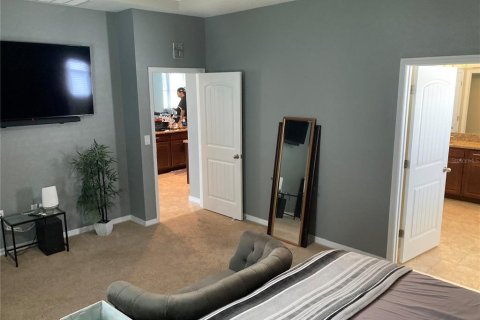 Casa en venta en Kissimmee, Florida, 4 dormitorios, 264.86 m2 № 1829602 - foto 22