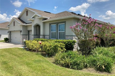 Casa en venta en Kissimmee, Florida, 4 dormitorios, 264.86 m2 № 1829602 - foto 1