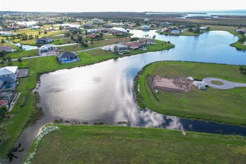 Land in Punta Gorda, Florida № 1410066 - photo 1