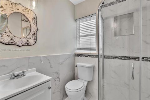 Villa ou maison à louer à Hollywood, Floride: 1 chambre, 65.03 m2 № 1797123 - photo 18