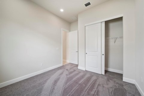 Villa ou maison à louer à Port St. Lucie, Floride: 4 chambres, 255.02 m2 № 2254609 - photo 27
