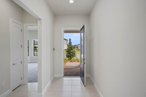 Villa ou maison à louer à Port St. Lucie, Floride: 4 chambres, 255.02 m2 № 2254609 - photo 9