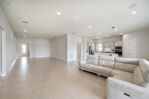 Villa ou maison à louer à Port St. Lucie, Floride: 4 chambres, 255.02 m2 № 2254609 - photo 13