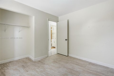 Villa ou maison à vendre à Hialeah, Floride: 3 chambres, 143.53 m2 № 1999583 - photo 27