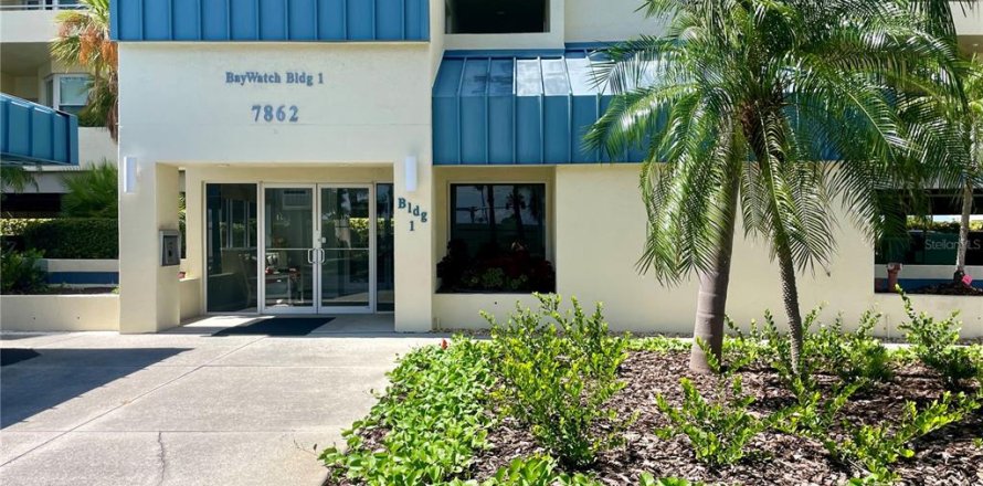 Condo in South Pasadena, Florida, 2 bedrooms  № 2379031