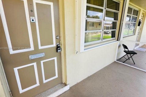 Condo in Hollywood, Florida, 2 bedrooms  № 2043334