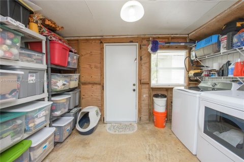 Купить виллу или дом в Майами, Флорида 8 комнат, 145.3м2, № 1957656 - фото 14