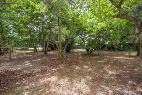 Купить виллу или дом в Майами, Флорида 8 комнат, 145.3м2, № 1957656 - фото 24