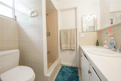 Купить виллу или дом в Майами, Флорида 8 комнат, 145.3м2, № 1957656 - фото 15