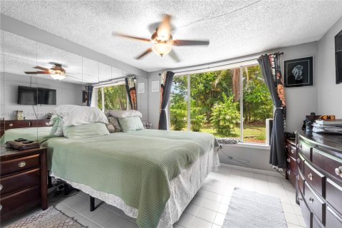 Купить виллу или дом в Майами, Флорида 8 комнат, 145.3м2, № 1957656 - фото 8