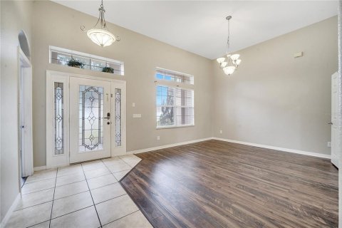 House in Davenport, Florida 4 bedrooms, 236.81 sq.m. № 1571001 - photo 3