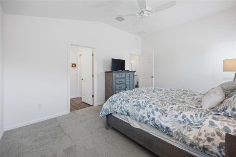 House in The Villages, Florida 2 bedrooms, 106.65 sq.m. № 1751708 - photo 29
