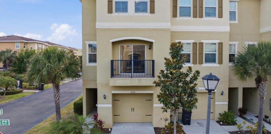 Adosado en New Port Richey, Florida 3 dormitorios, 153.47 m2 № 2091919