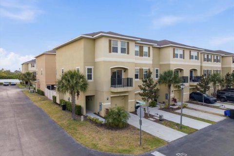 Adosado en venta en New Port Richey, Florida, 3 dormitorios, 153.47 m2 № 2091919 - foto 30
