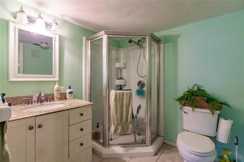 Condo in Sarasota, Florida, 2 bedrooms  № 1718482 - photo 19
