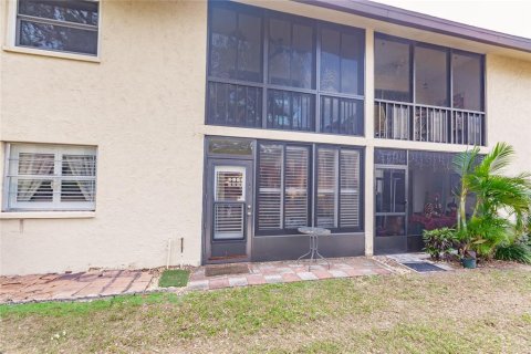 Condo in Sarasota, Florida, 2 bedrooms  № 1718482 - photo 27