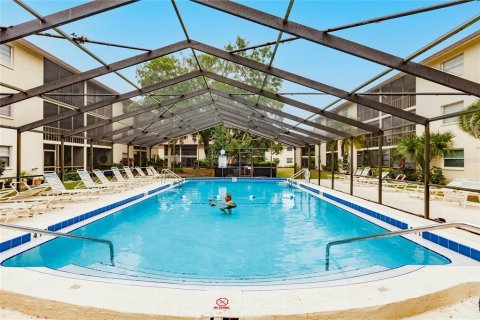 Condo in Sarasota, Florida, 2 bedrooms  № 1718482 - photo 28