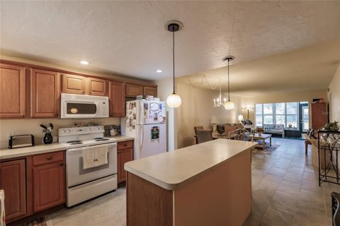 Condo in Sarasota, Florida, 2 bedrooms  № 1718482 - photo 3