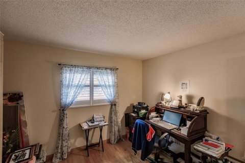 Condo in Sarasota, Florida, 2 bedrooms  № 1718482 - photo 22