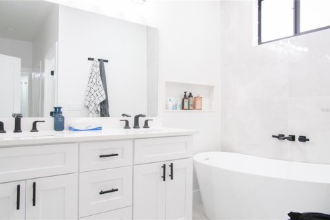 Casa en alquiler en Clearwater, Florida, 4 dormitorios, 213.86 m2 № 1900215 - foto 14