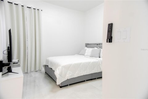 Casa en alquiler en Clearwater, Florida, 4 dormitorios, 213.86 m2 № 1900215 - foto 22