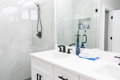 Casa en alquiler en Clearwater, Florida, 4 dormitorios, 213.86 m2 № 1900215 - foto 26