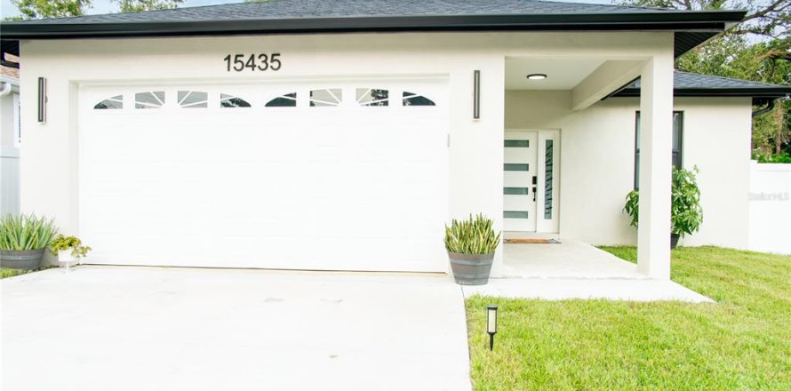 Casa en Clearwater, Florida 4 dormitorios, 213.86 m2 № 1900215