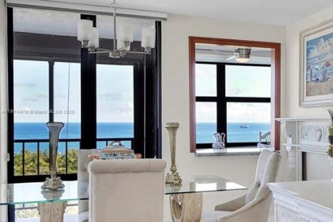 Купить кондоминиум в Форт-Лодердейл, Флорида 2 спальни, 150.5м2, № 1970437 - фото 6