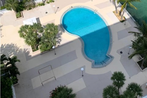 Condo in North Bay Village, Florida, 1 bedroom  № 1725843 - photo 18