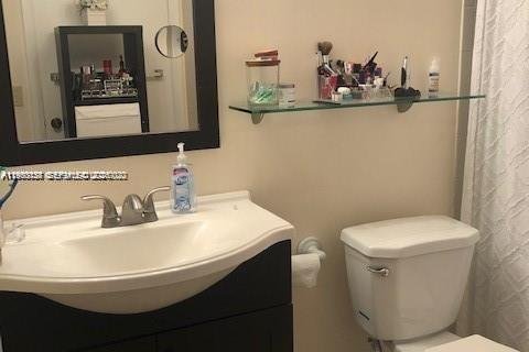 Снять в аренду кондоминиум в Корал-Спрингс, Флорида 2 спальни, 99.78м2, № 2005756 - фото 11