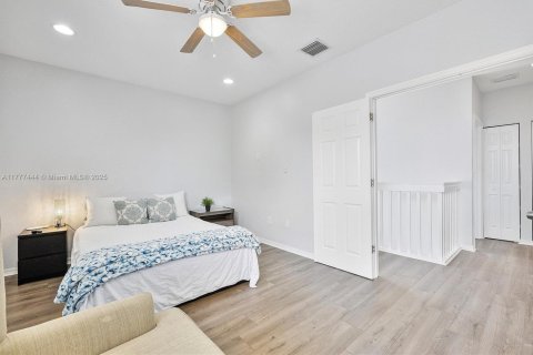 Купить виллу или дом в Хомстед, Флорида 3 спальни, 157.28м2, № 1728168 - фото 25