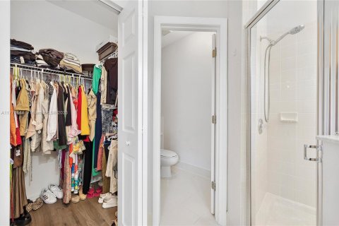 Купить виллу или дом в Хомстед, Флорида 3 спальни, 157.28м2, № 1728168 - фото 28