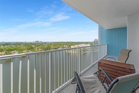 Copropriété à vendre à Miami Beach, Floride: 2 chambres, 112.23 m2 № 1944800 - photo 27