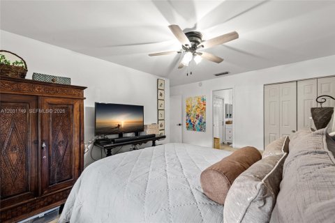 Condo in Miami, Florida, 2 bedrooms  № 2077946 - photo 20