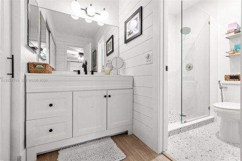 Condo in Miami, Florida, 2 bedrooms  № 2077946 - photo 22