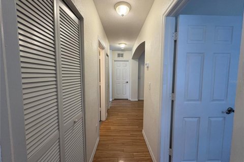 Townhouse in Fort Myers, Florida 3 bedrooms, 158.58 sq.m. № 2379328 - photo 15