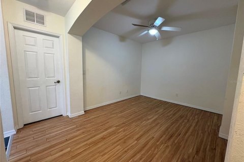 Townhouse in Fort Myers, Florida 3 bedrooms, 158.58 sq.m. № 2379328 - photo 10