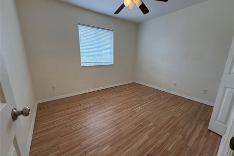 Townhouse in Fort Myers, Florida 3 bedrooms, 158.58 sq.m. № 2379328 - photo 14