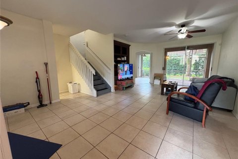 Townhouse in Fort Myers, Florida 3 bedrooms, 158.58 sq.m. № 2379328 - photo 5