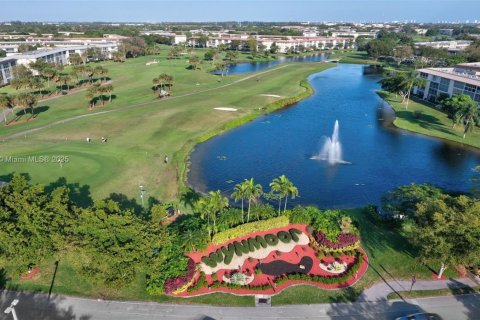 Copropriété à vendre à Coconut Creek, Floride: 1 chambre, 74.14 m2 № 1684240 - photo 30