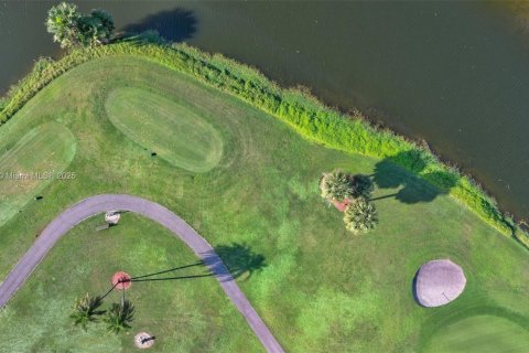 Copropriété à vendre à Coconut Creek, Floride: 1 chambre, 74.14 m2 № 1684240 - photo 25